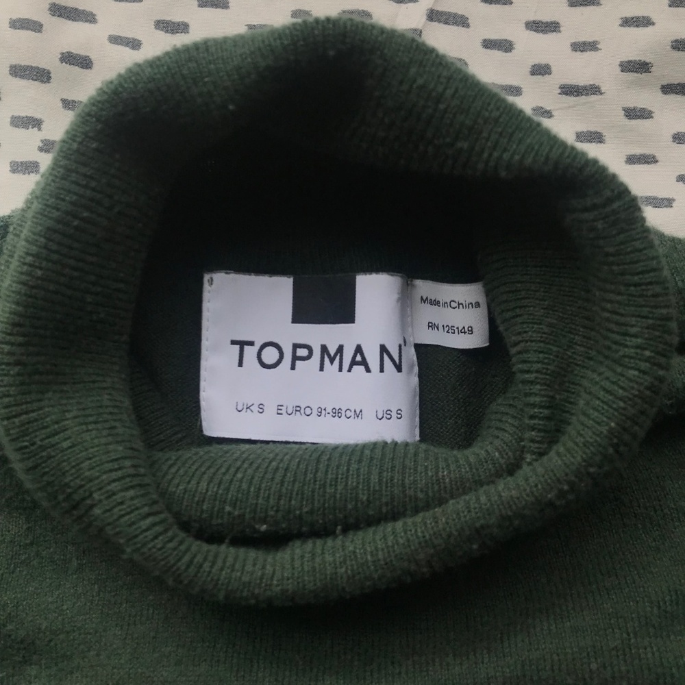 TOPMAN small unisex dark green slim turtle neck